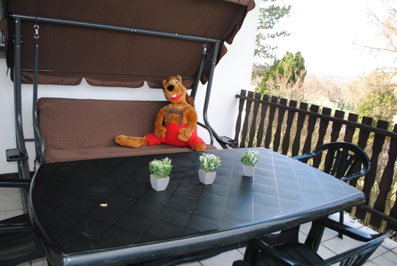 Dog Friendly Dom, Apartamenty Wichrowe Wzgorza Z Basenem Brenna Устронь Екстер'єр фото