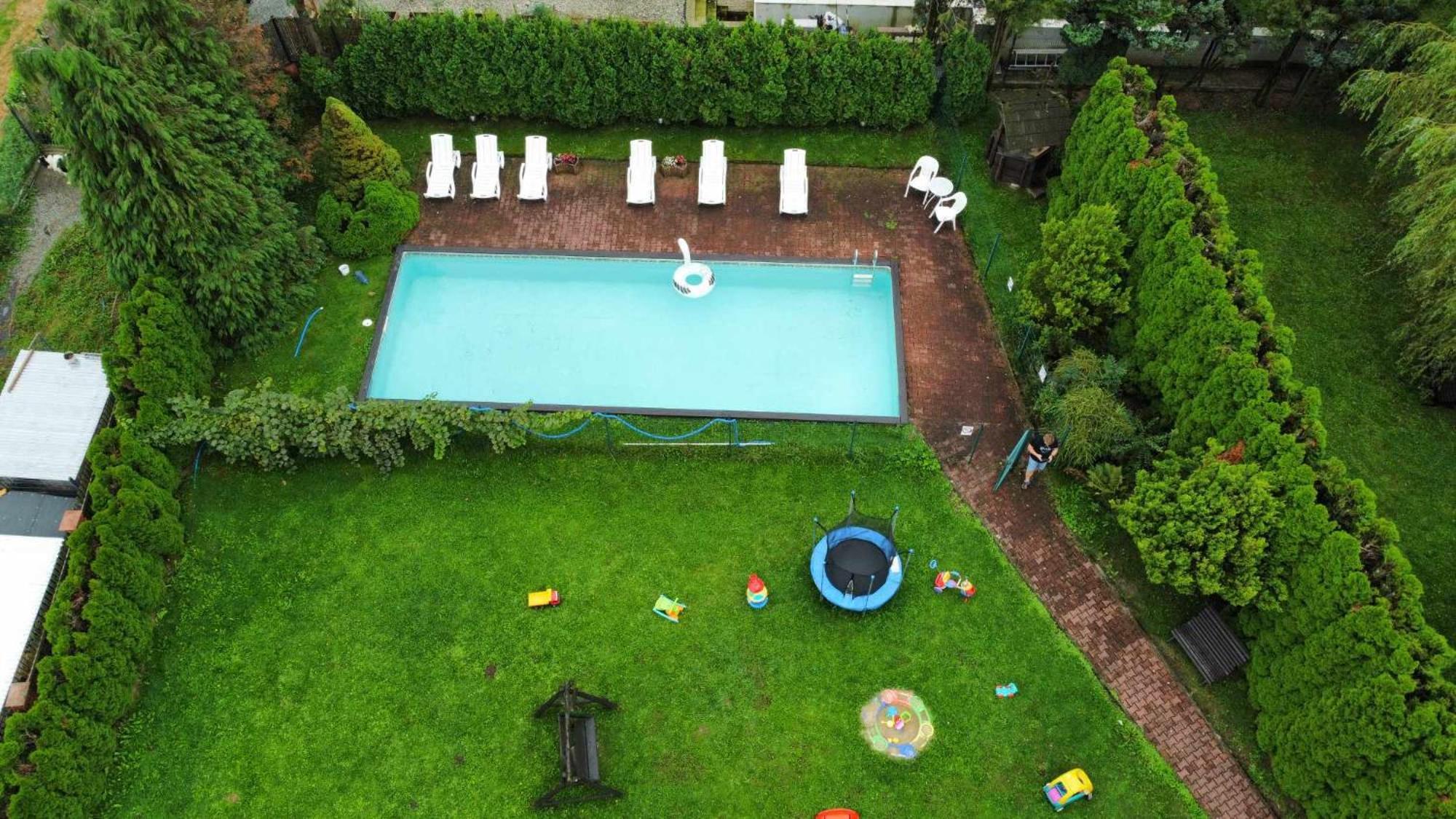 Dog Friendly Dom, Apartamenty Wichrowe Wzgorza Z Basenem Brenna Устронь Екстер'єр фото