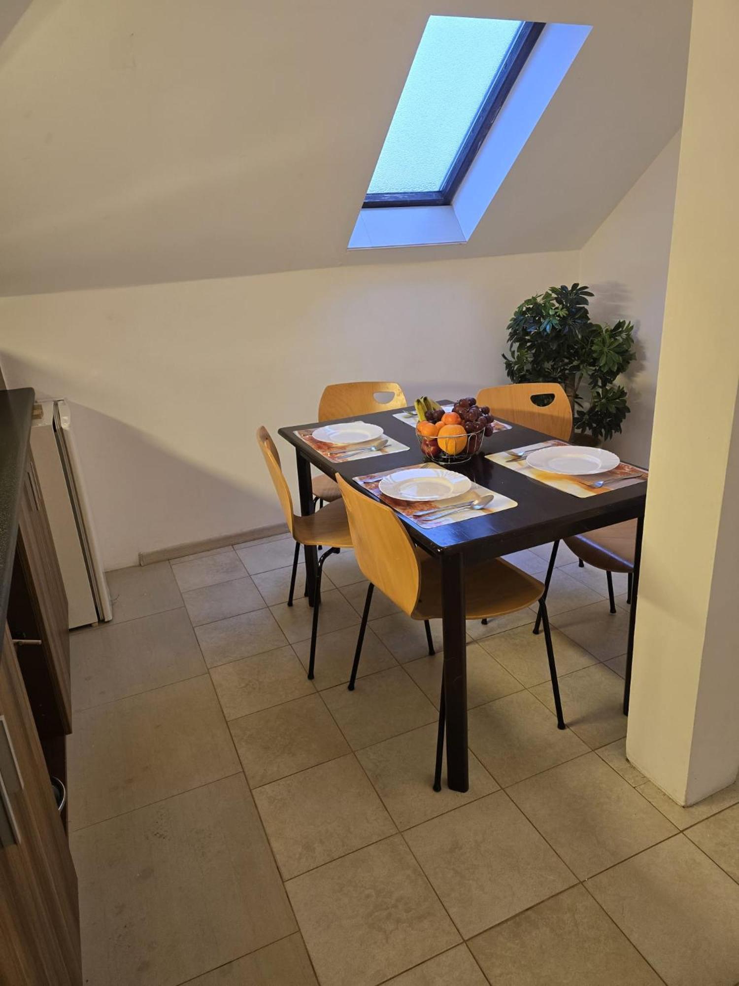 Dog Friendly Dom, Apartamenty Wichrowe Wzgorza Z Basenem Brenna Устронь Екстер'єр фото