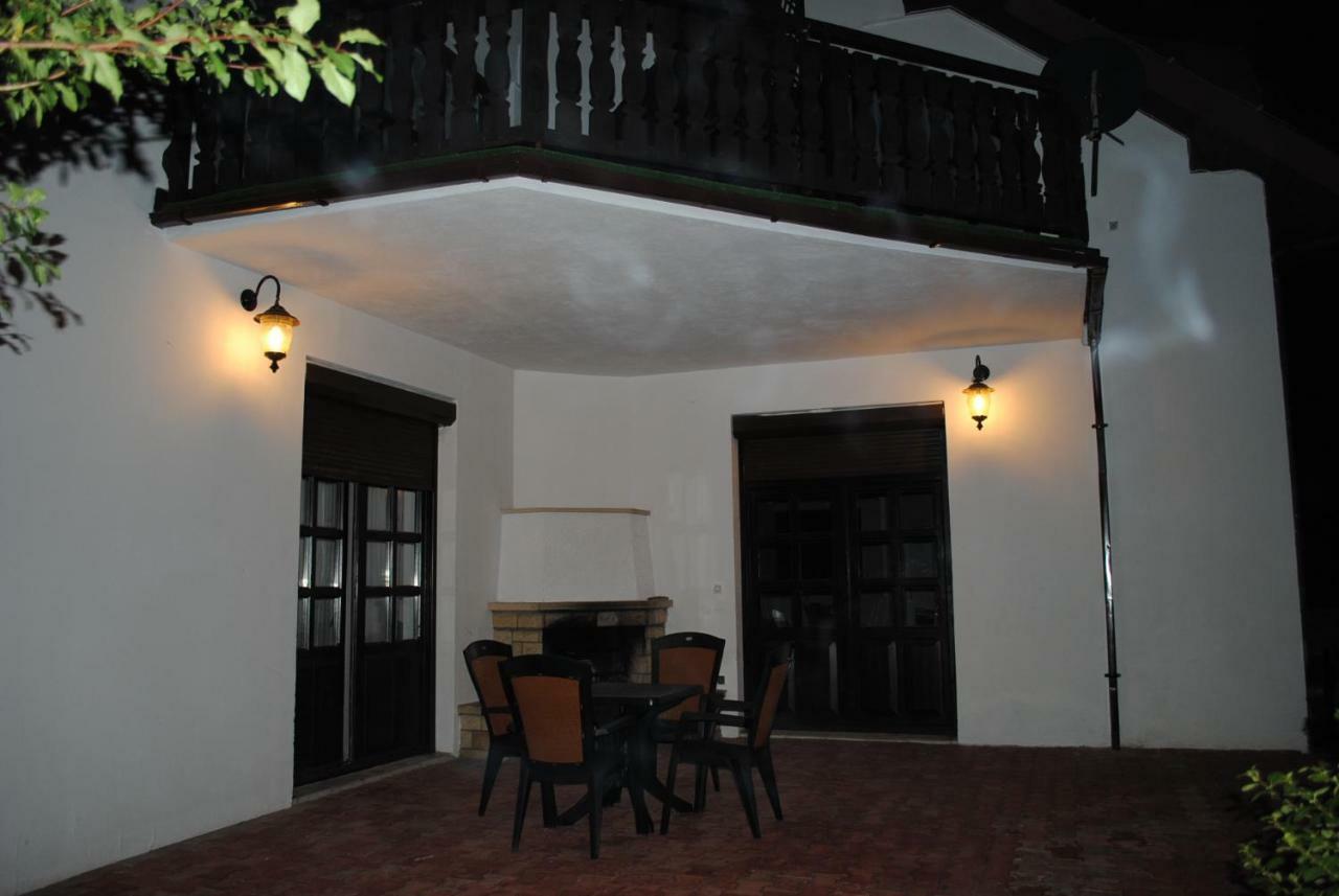 Dog Friendly Dom, Apartamenty Wichrowe Wzgorza Z Basenem Brenna Устронь Екстер'єр фото